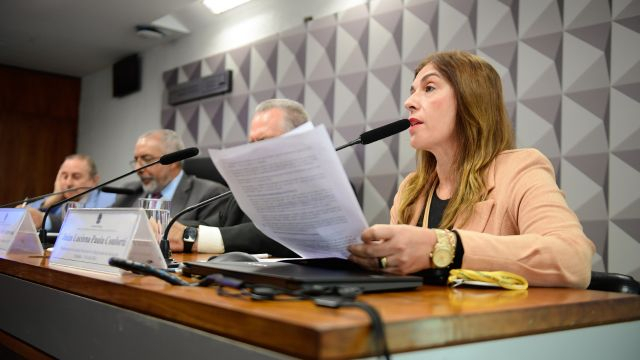 Senado: Anamatra discute a redução da jornada de trabalho e alerta para impactos negativos da 