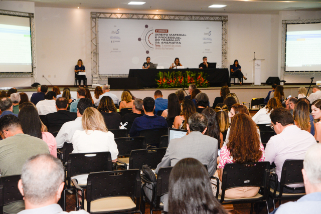 3ª Jornada de Direito Material e Processual do Trabalho afirma compatibilidade da CLT com trabalho por plataformas digitais								