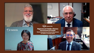Aula magna com ministros do TST inicia curso 
