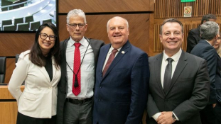 TRT 4 (RS): Anamatra prestigia ratificação de posse do desembargador Luís Carlos Pinto Gastal							