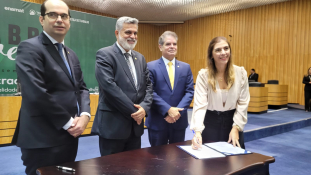 Abril Verde: Anamatra assina acordo de cooperação técnica voltado à promoção do trabalho seguro							